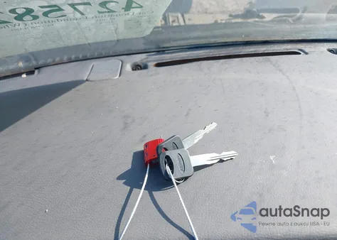 2000 Ford E-350 Super Duty Xl/Xlt из США, поврежденный, VIN 1FBSS31L1YHB91572